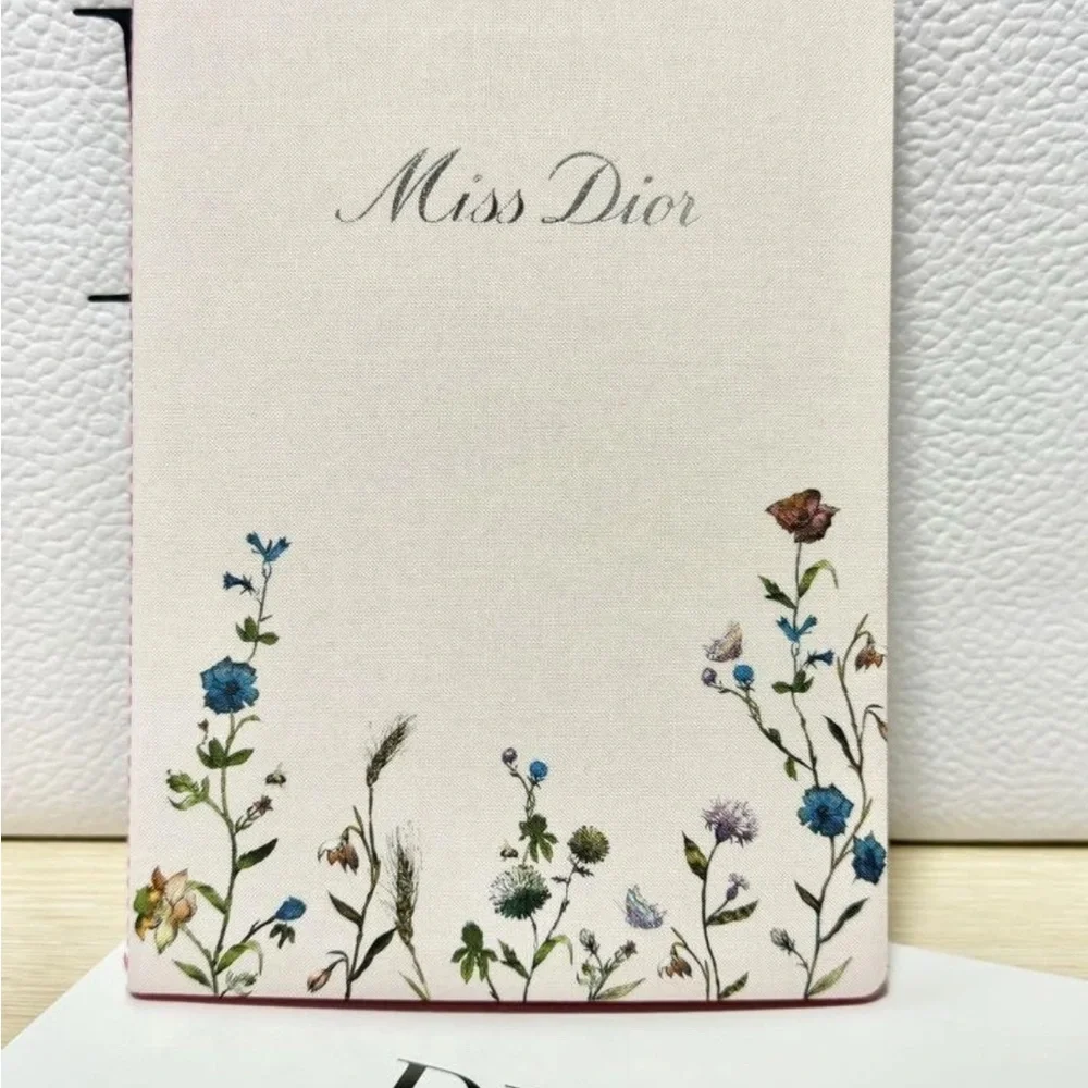 💐MISS DIOR CHRISTIAN DIOR NOVELTY FLORAL LIMITED EDITION NOTEBOOK IN BOX 💐